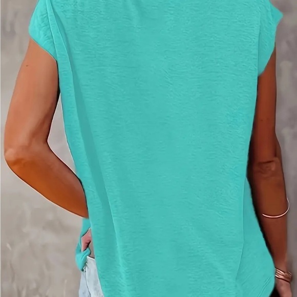 Graphic cap sleeve tee shirts size Large and XXL choose one V Neck NIP - Picture 2 of 3